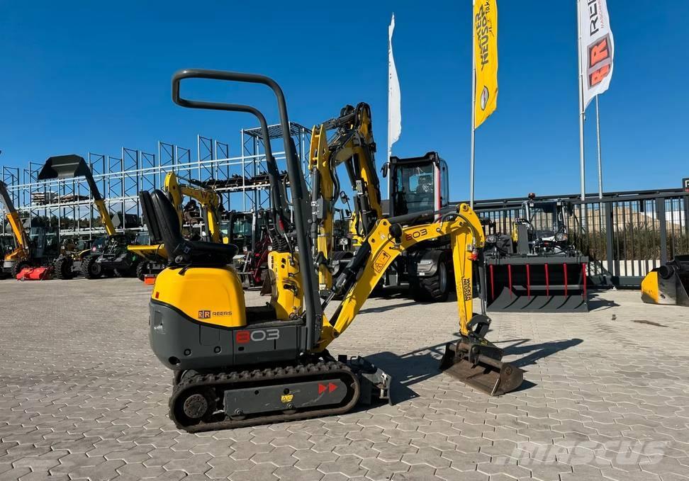 Wacker Neuson 803 حفارات زحافة
