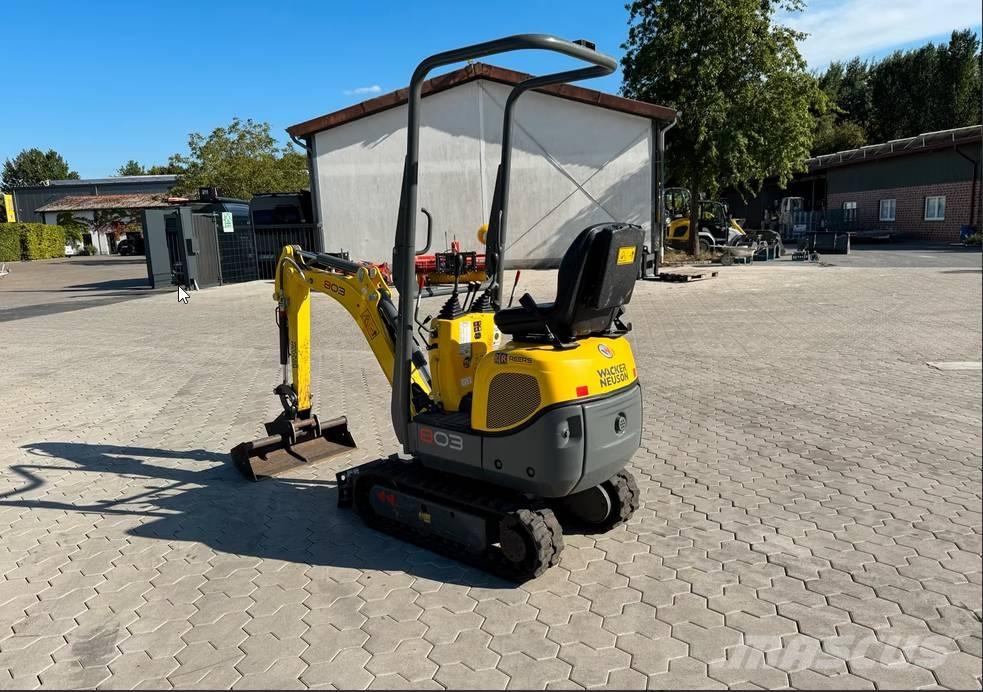 Wacker Neuson 803 حفارات زحافة