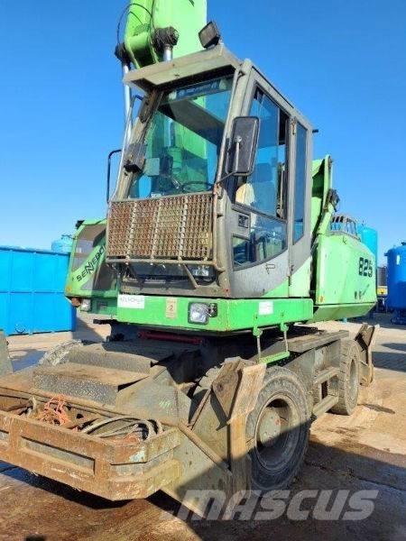Sennebogen 825 مناولات المخلفات / مناولات صناعية