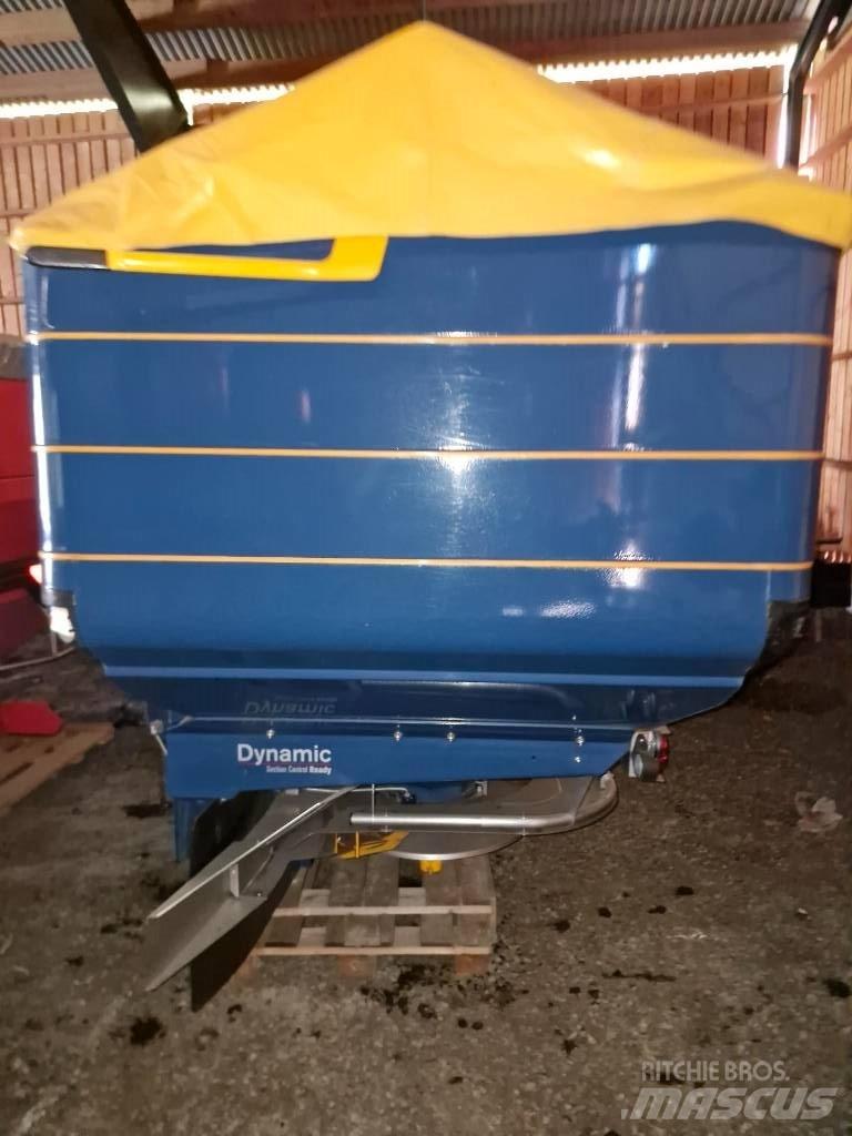 Bogballe M 3 W معدات فرد المواد المعدنية