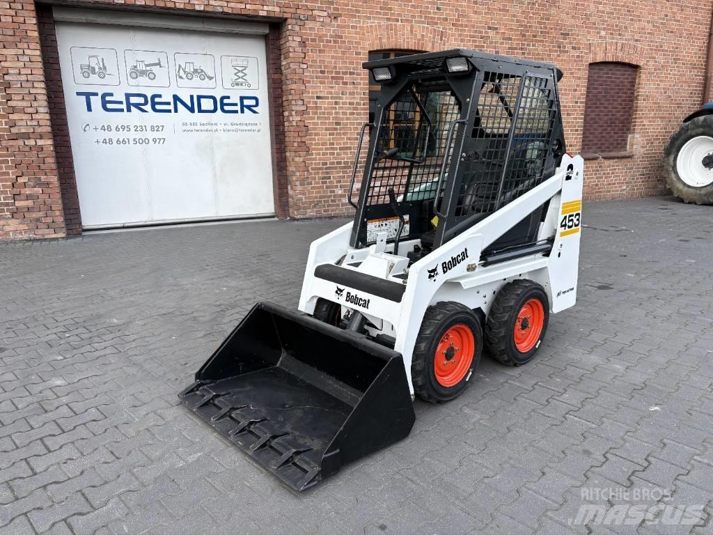 Bobcat 453 لوادر انزلاقية التوجيه