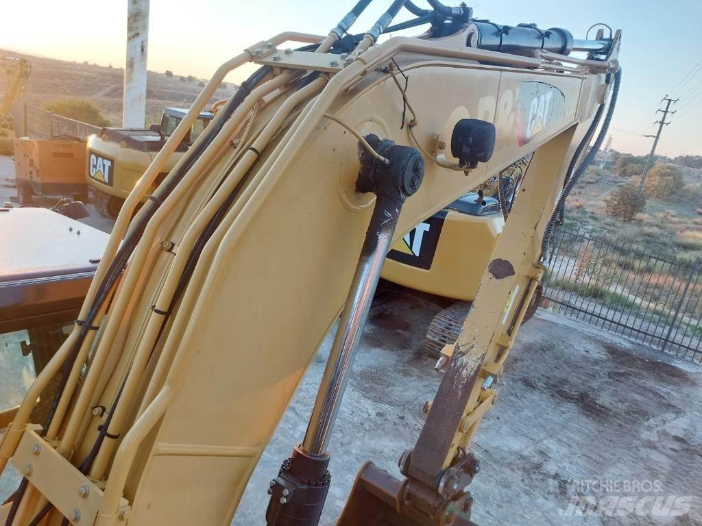 CAT 312 E حفارات زحافة