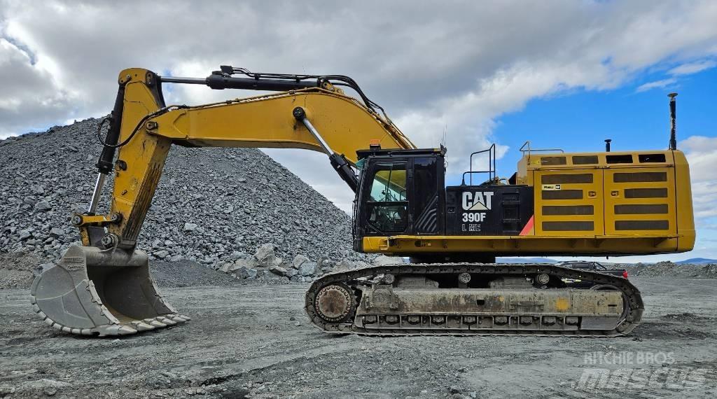 CAT 390 F حفارات زحافة