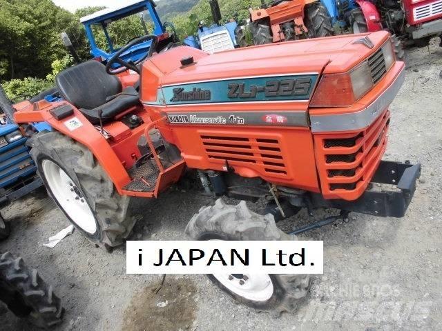 Kubota L 1-225 الجرارات