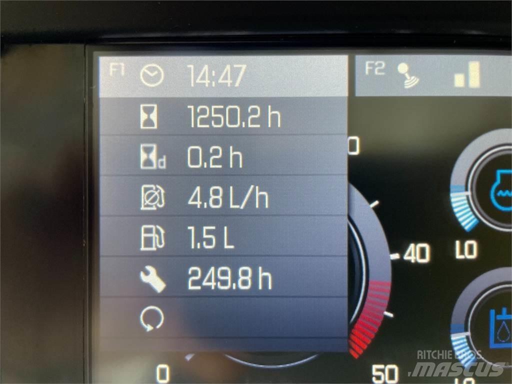 Kramer KL55.8T لوادر بعجل