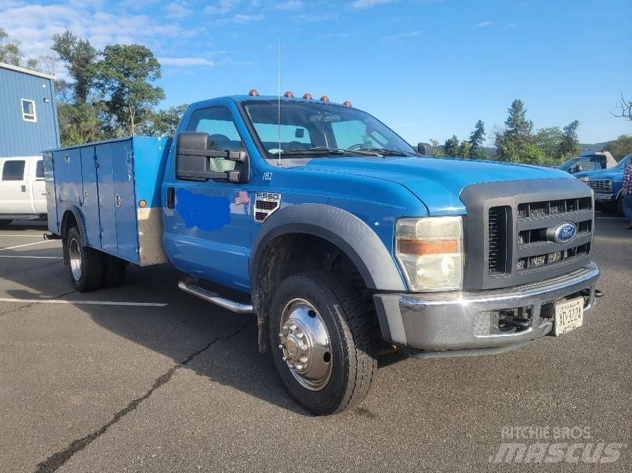 Ford F 550 XL مركبات الأغراض العامة