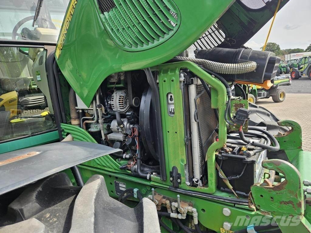 John Deere 6420S الجرارات