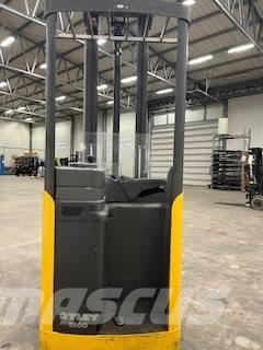 Atlet A/160STJN420 شاحنات مناولة ذاتية الدفع