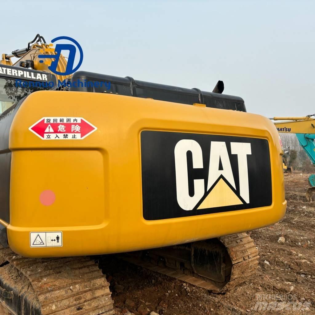 CAT 326D2 حفارات زحافة
