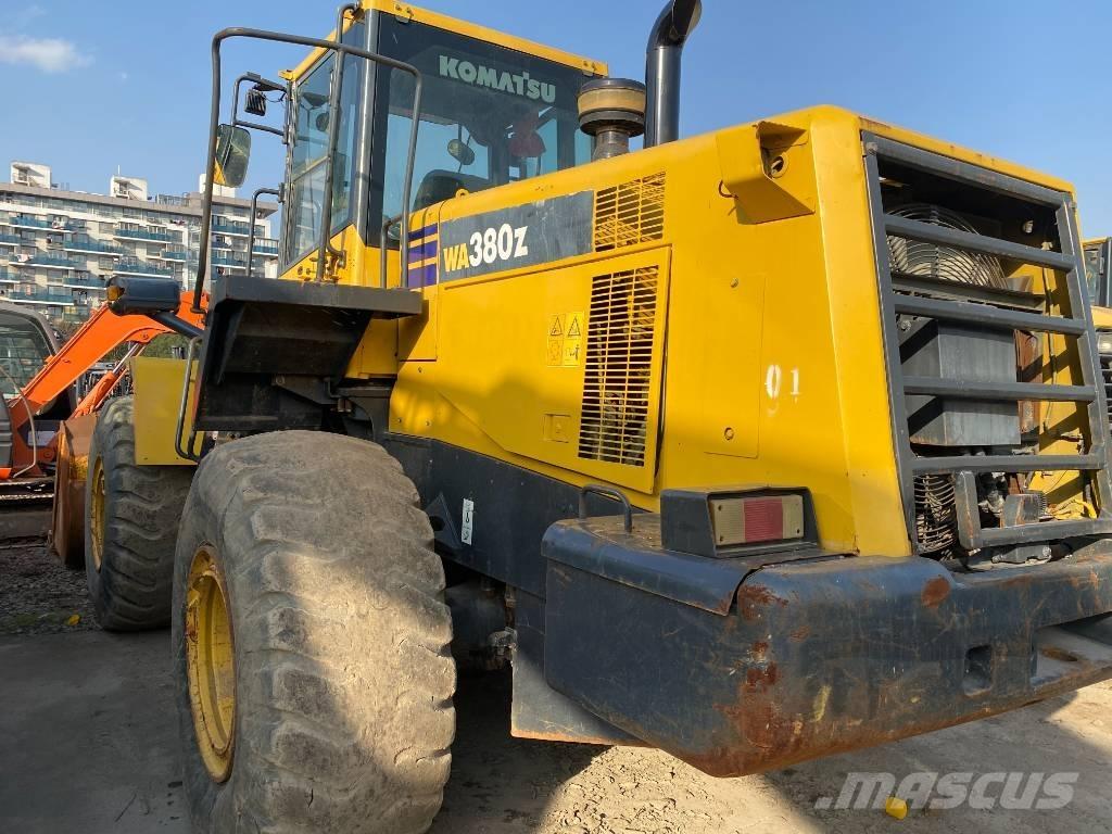 Komatsu WA 380-3 لوادر بعجل
