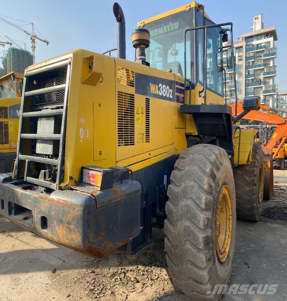 Komatsu WA 380-3 لوادر بعجل