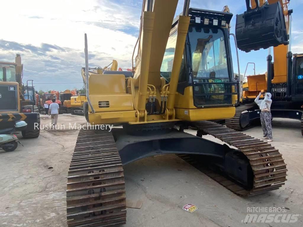 Komatsu PC220-7 حفارات زحافة