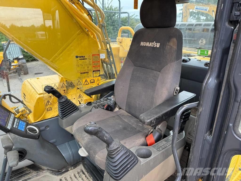 Komatsu PC 360 LC-10 حفارات زحافة