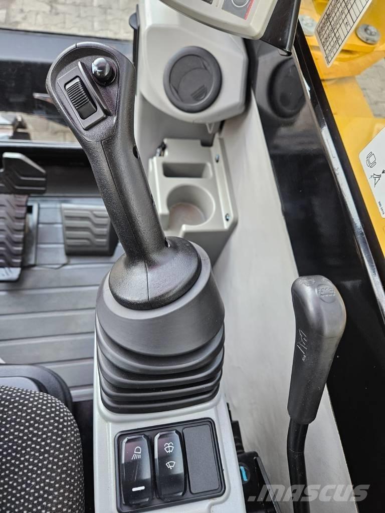 CAT 308 E 2 CR حفارات وسط 7 طن - 12 طن