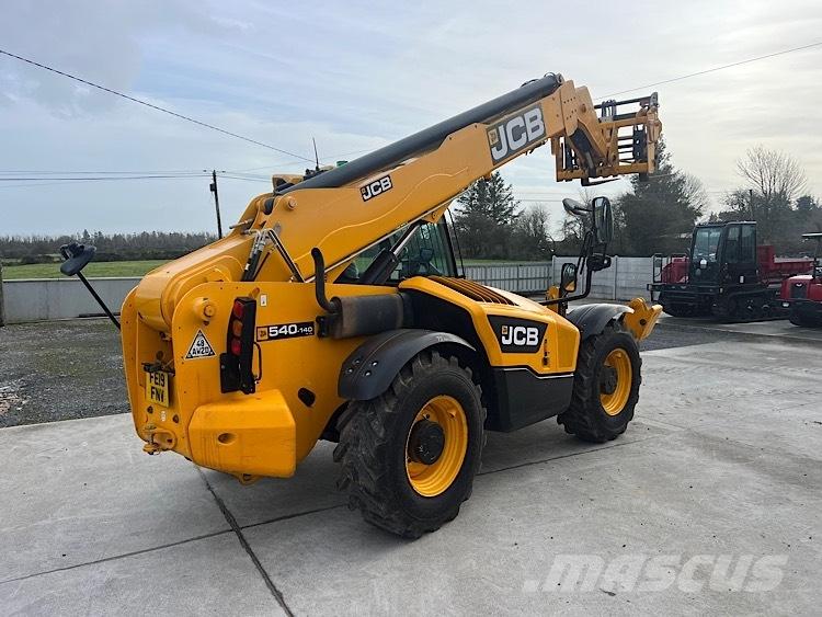 JCB 540-140 مناولات متداخلة