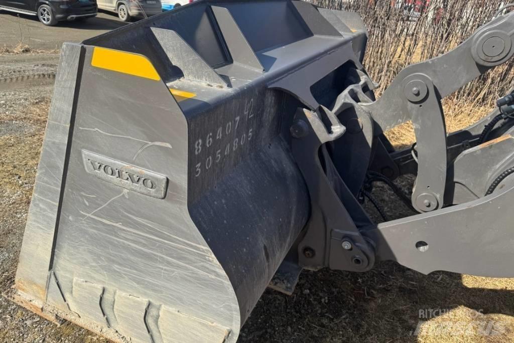 Volvo L70H2 لوادر بعجل