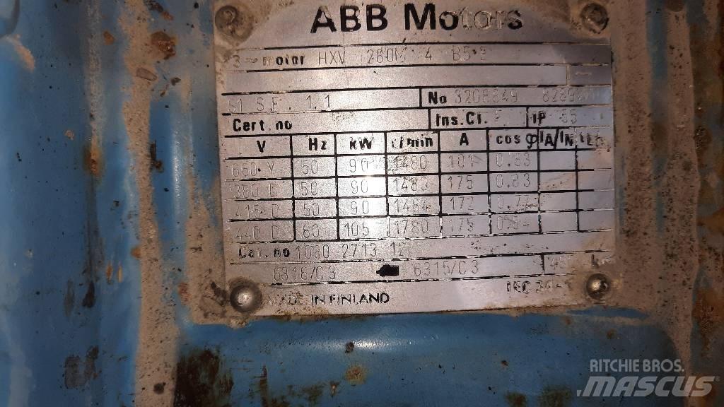 Atlas Copco GA 90 مكابس