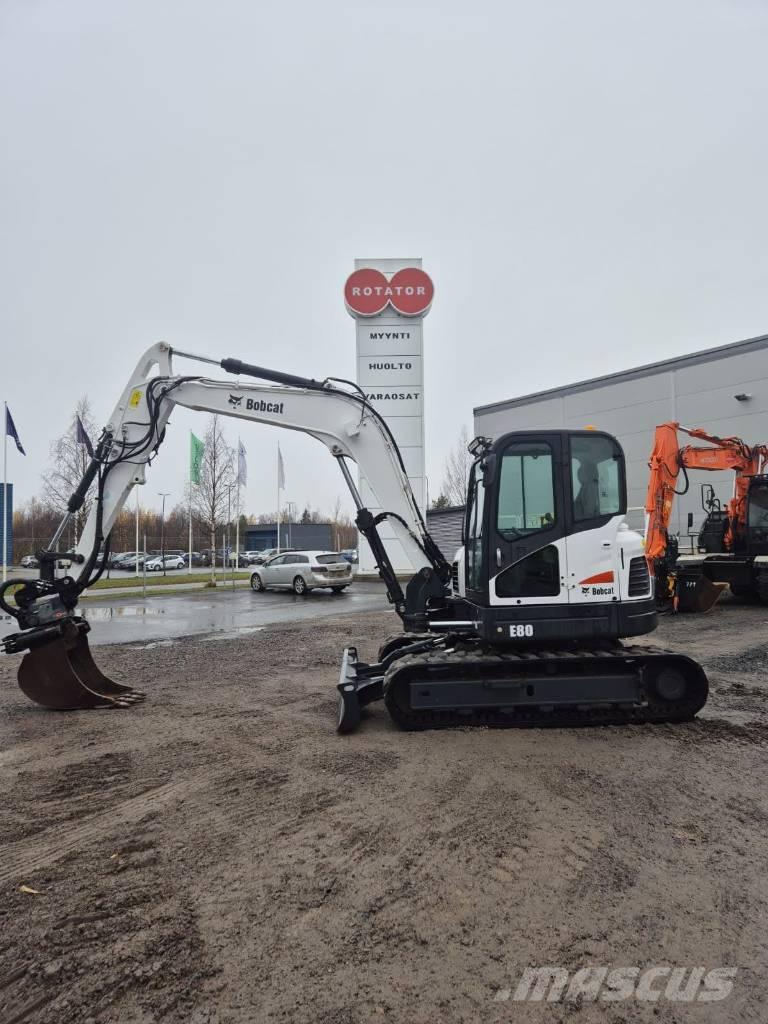 Bobcat E 80 حفارات وسط 7 طن - 12 طن