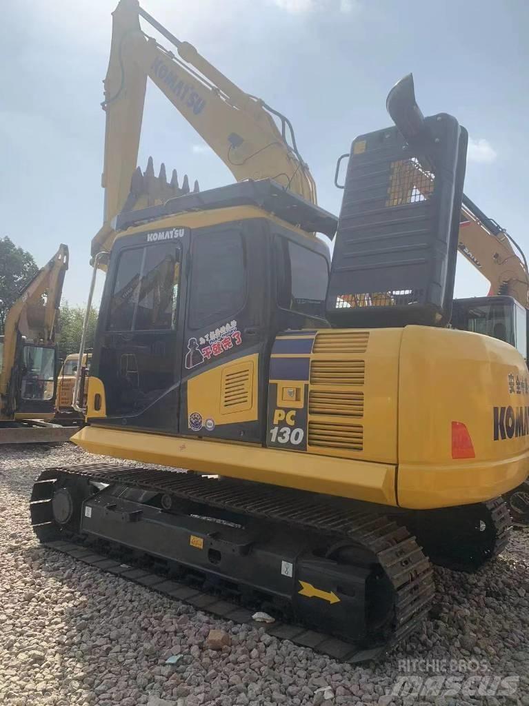Komatsu PC 130-7 حفارات وسط 7 طن - 12 طن