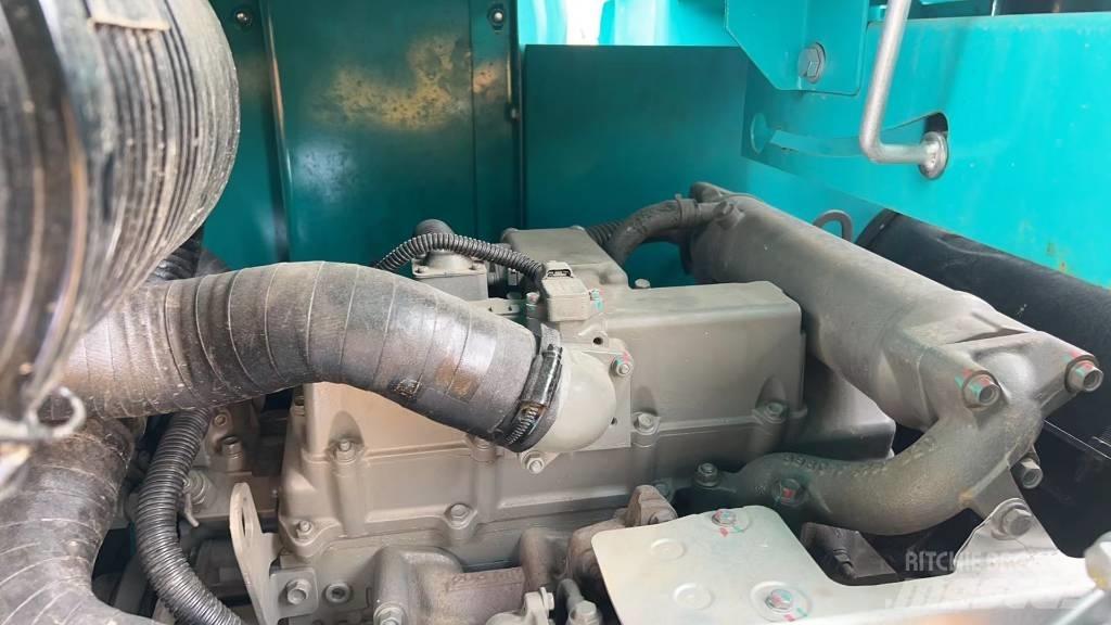 Kobelco SK 75 حفارات وسط 7 طن - 12 طن
