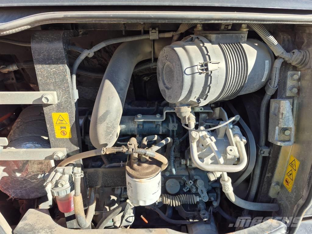 Kubota U 35-4 حفارات صغيرة أقل من 7 طن (حفارات صغيرة)