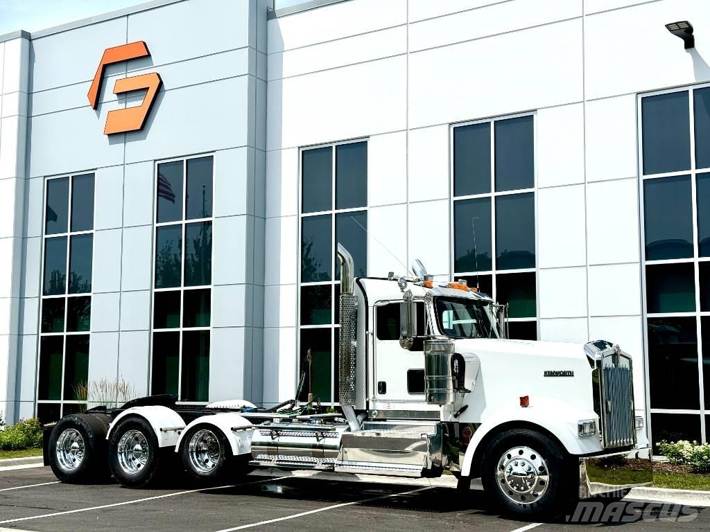 Kenworth W 900 وحدات الجر