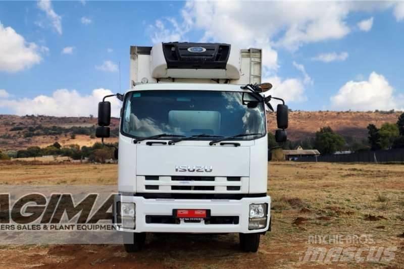 Isuzu FTR850 شاحنات أخرى