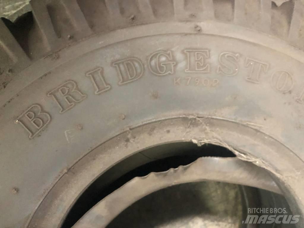 Bridgestone 21x8-9 الإطارات والعجلات والحافات