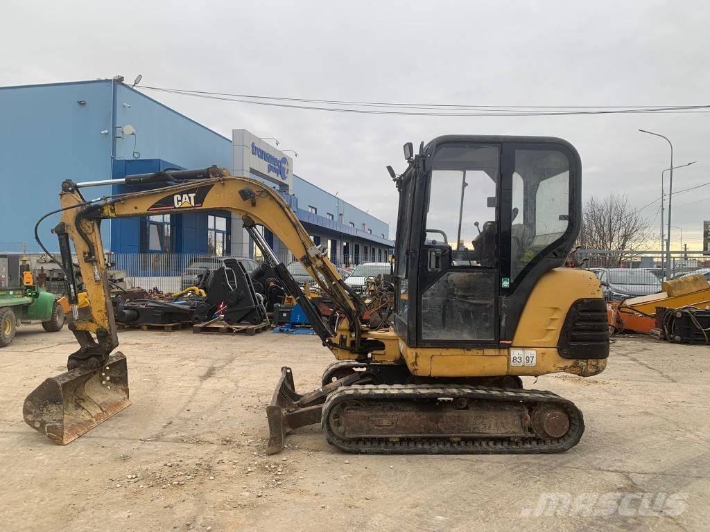 CAT 302.5 حفارات صغيرة أقل من 7 طن (حفارات صغيرة)
