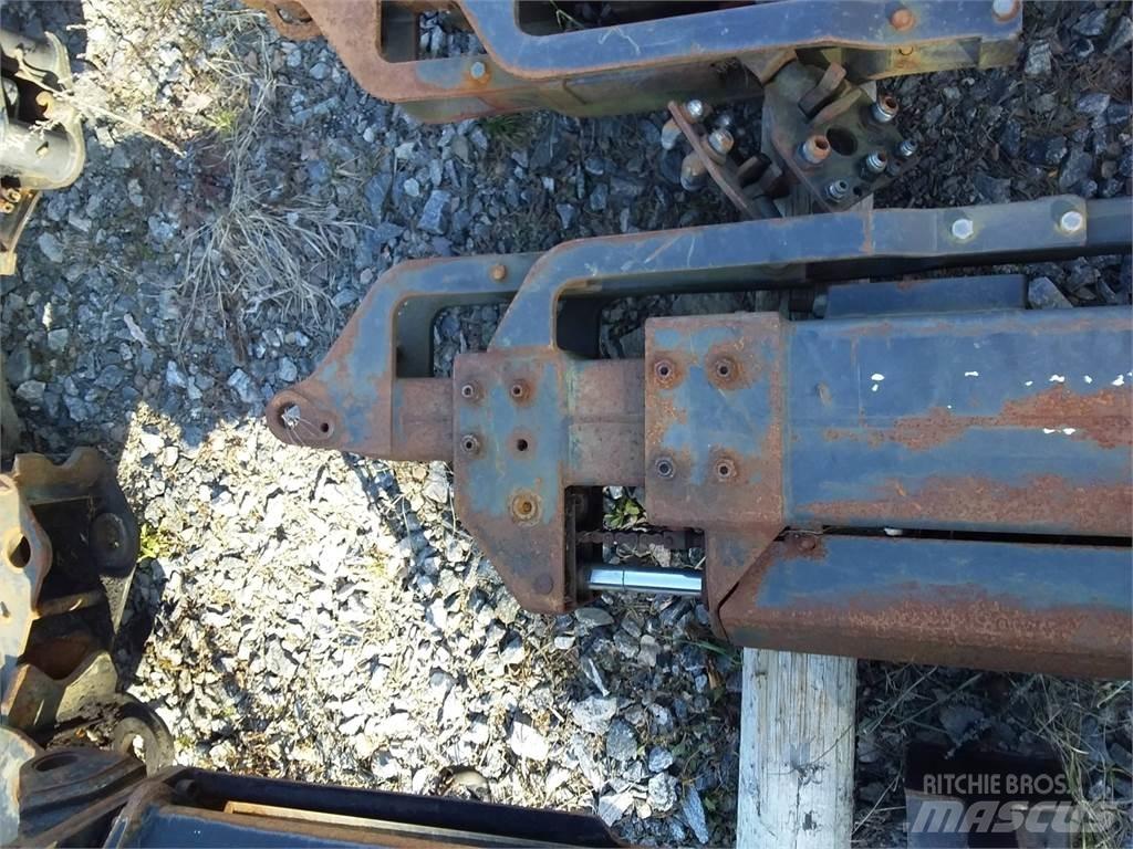 John Deere 210 رافعات حصادات