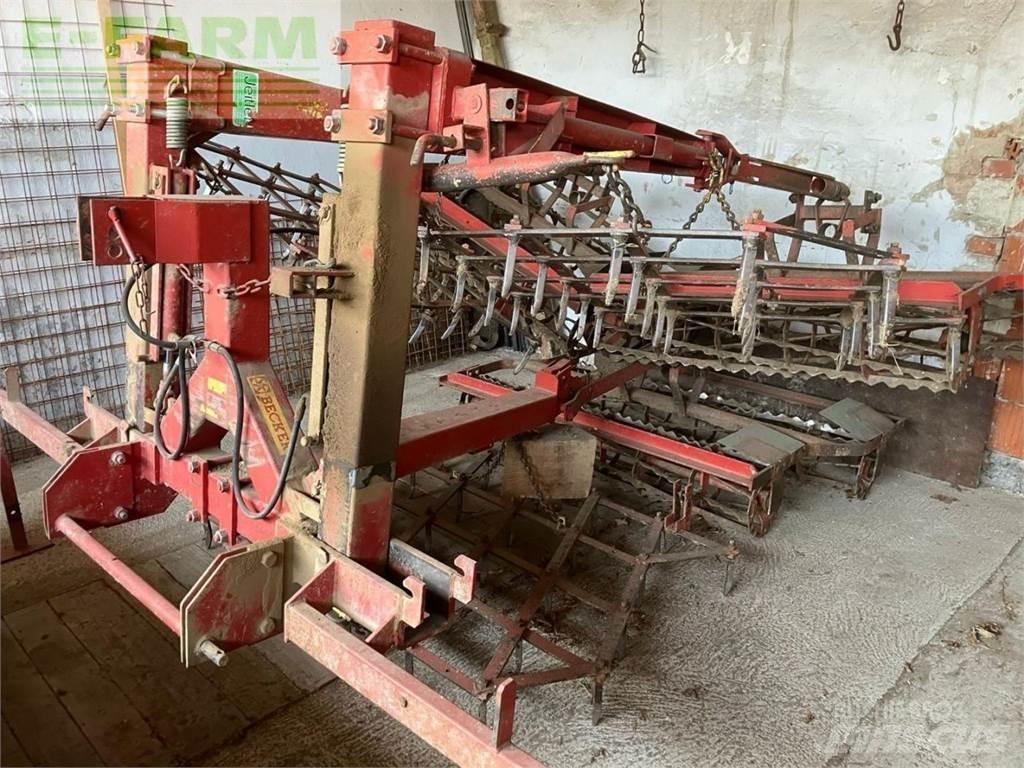 Becker K440 مثاقيب مدمجة