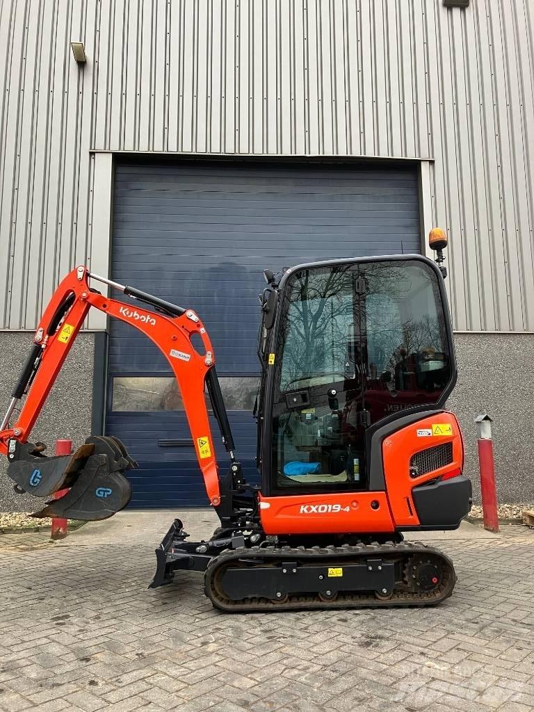 Kubota KX 019-4 حفارات صغيرة أقل من 7 طن (حفارات صغيرة)