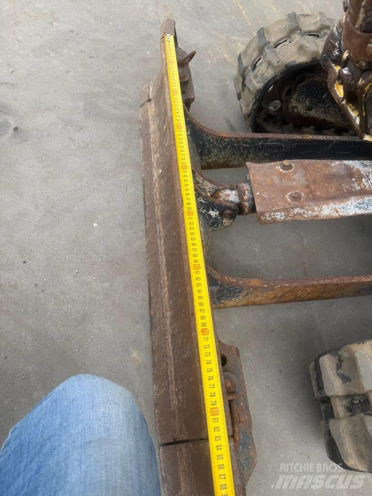 Yanmar Vio 10 حفارات صغيرة أقل من 7 طن (حفارات صغيرة)