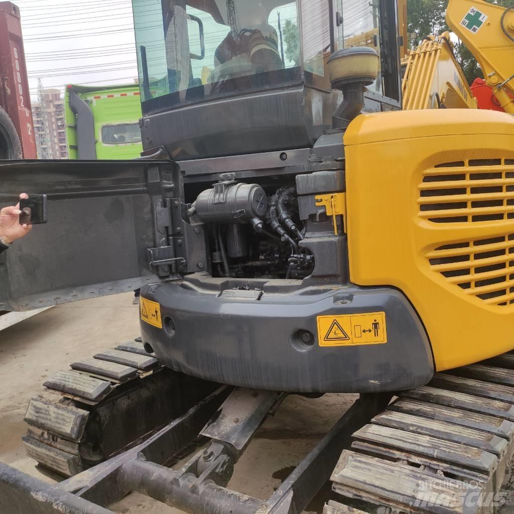 Komatsu PC 55 حفارات صغيرة أقل من 7 طن (حفارات صغيرة)