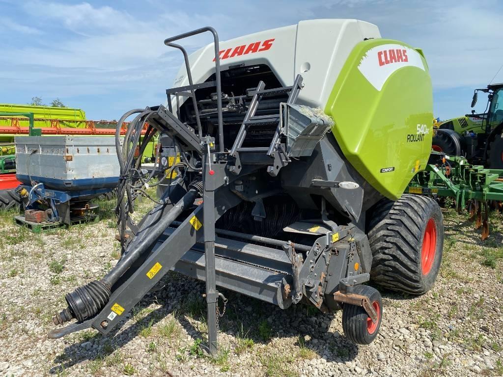 CLAAS Rollant 540 RC محزمات مستديرة