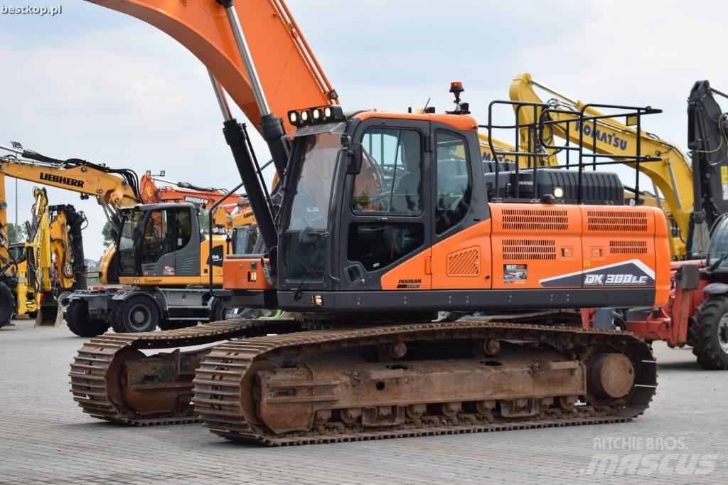 Doosan DX 300 LC-7 حفارات زحافة