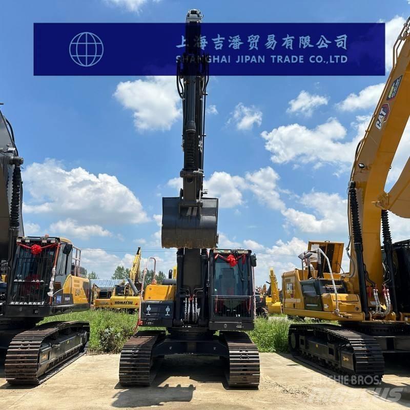 Volvo EC 220 حفارات زحافة