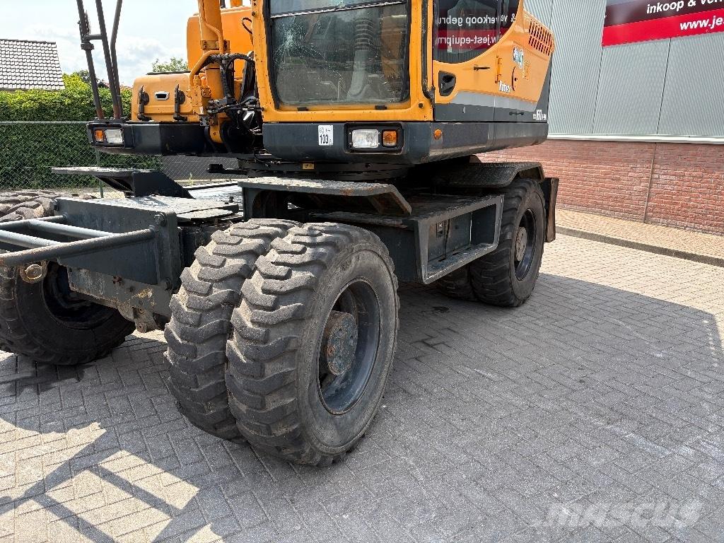 Hyundai 160W9-A حفارات بعجل