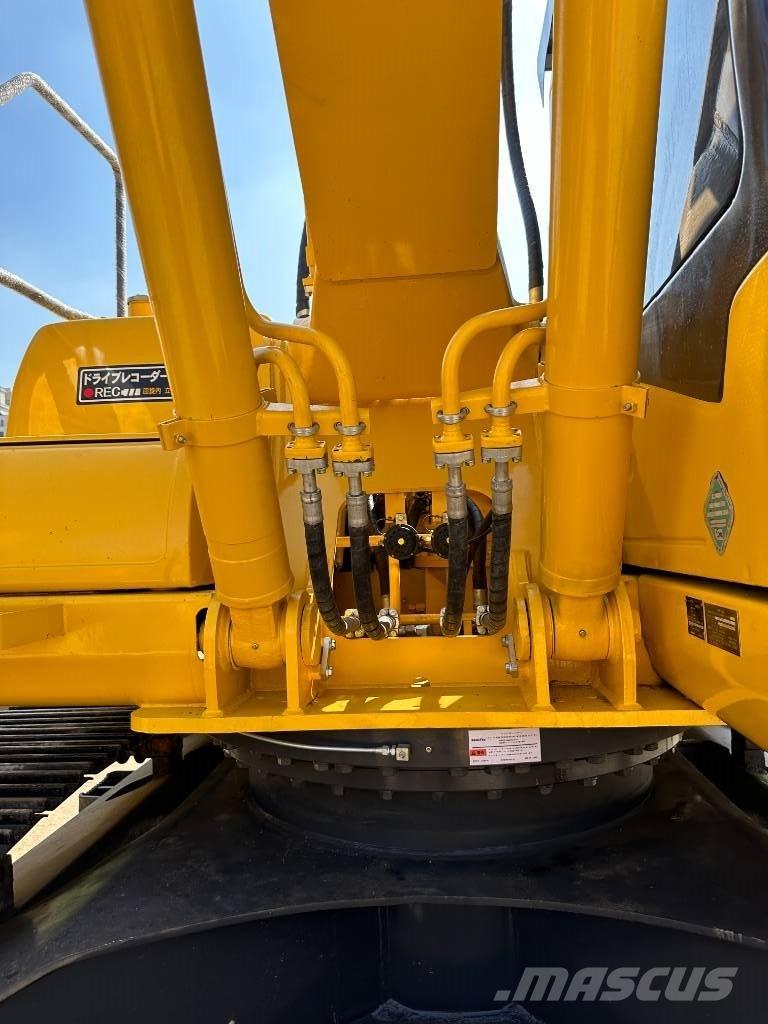 Komatsu PC 220-7 حفارات زحافة