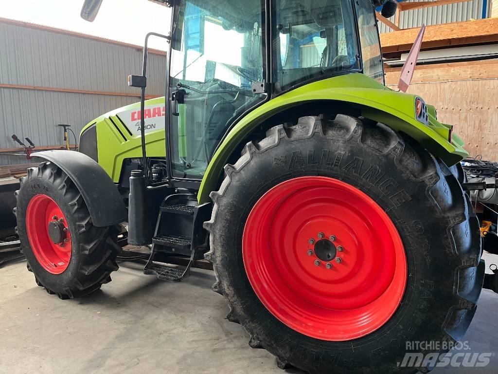 CLAAS Arion 410 CIS الجرارات