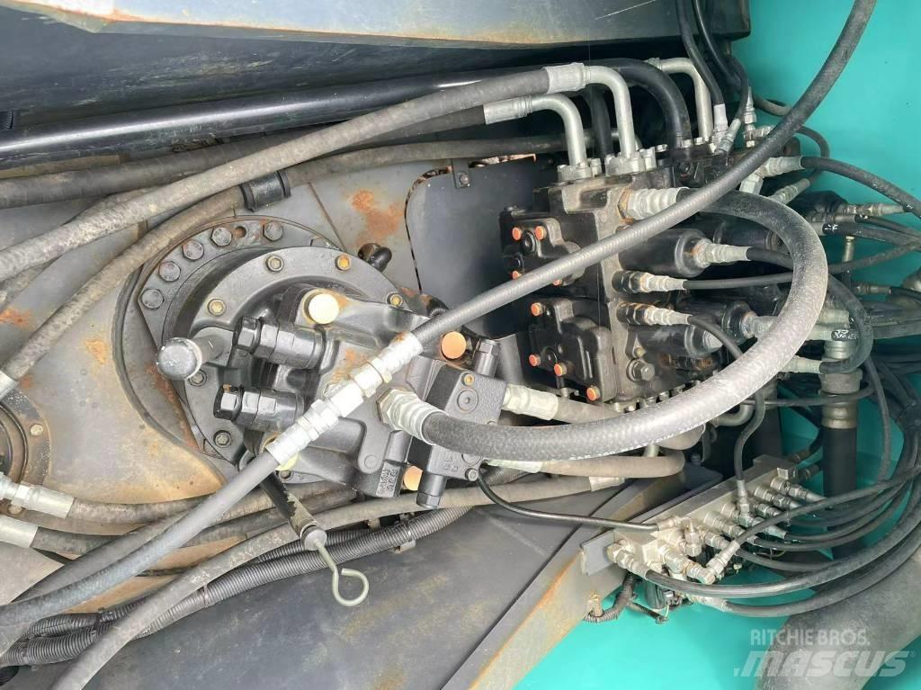 Kobelco 200 حفارات زحافة