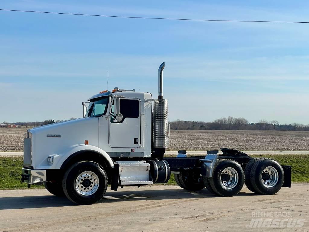 Kenworth T800 وحدات الجر