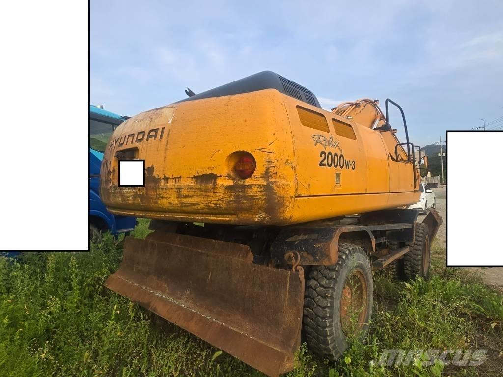 Hyundai Robex 2000W حفارات بعجل