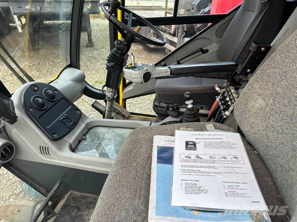 Johnston CN400 كناسات