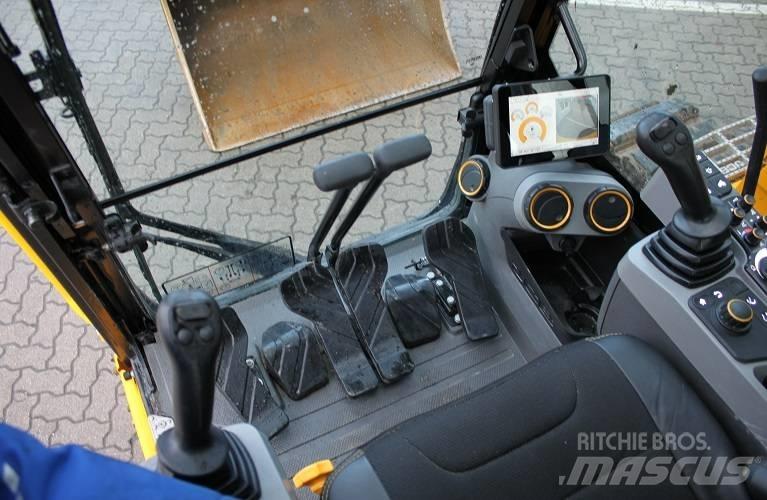 JCB 150X LC TAB حفارات زحافة