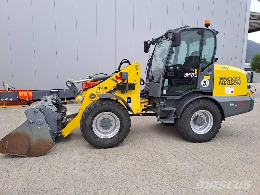 Wacker Neuson WL70 لوادر بعجل