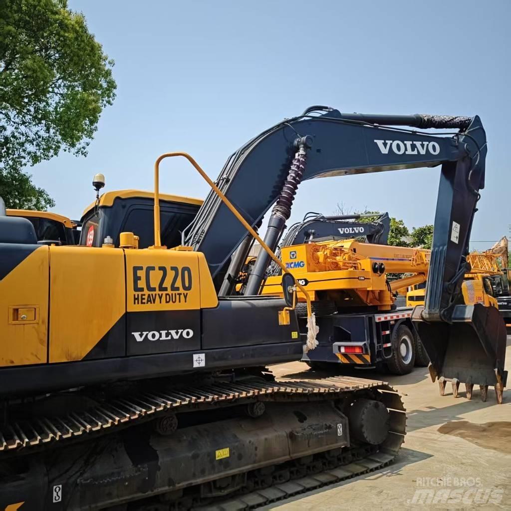 Volvo EC 220 حفارات زحافة