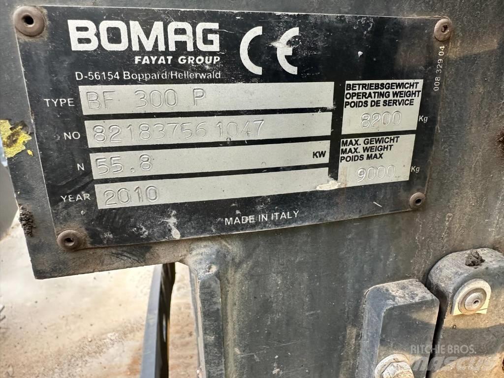 Bomag BF 300 P معدات السفلتة
