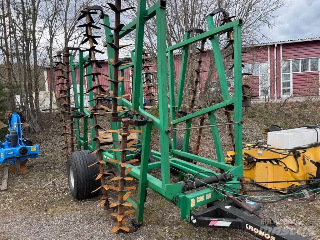 Kronos 6400L كاسحات