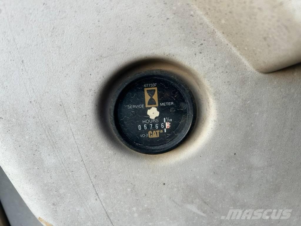 CAT 312 B حفارات زحافة